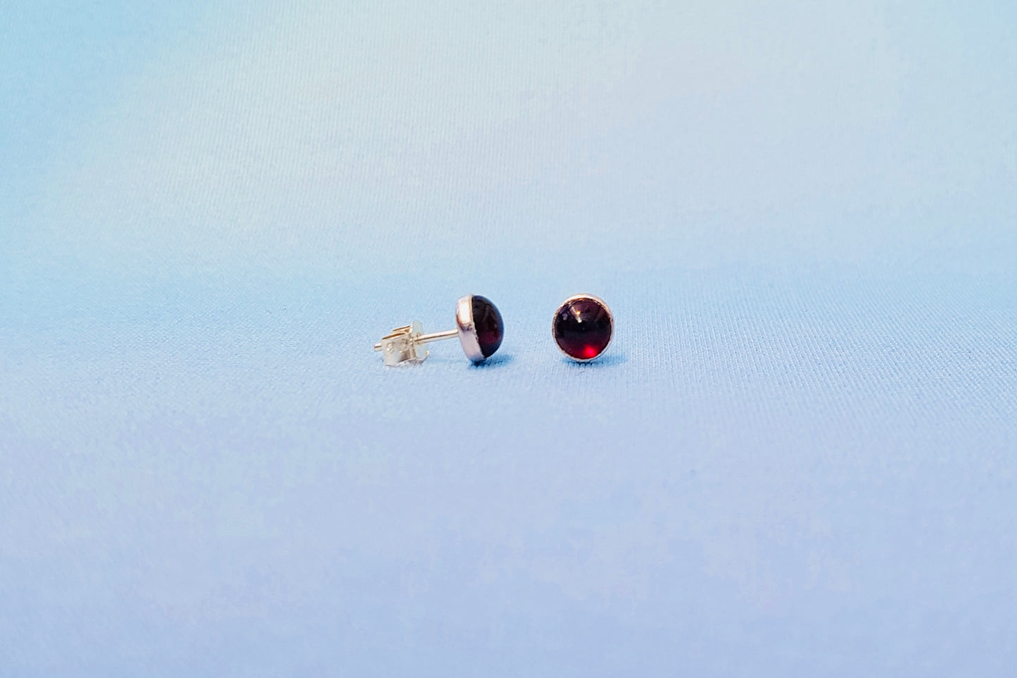 CAPRICORN Garnet Earrings in Sterling Silver